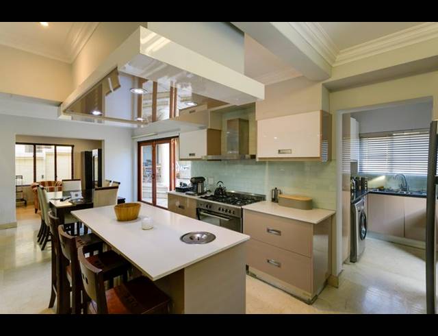 4 BEDROOM HOUSE FOR SALE IN SUNNINGHILL